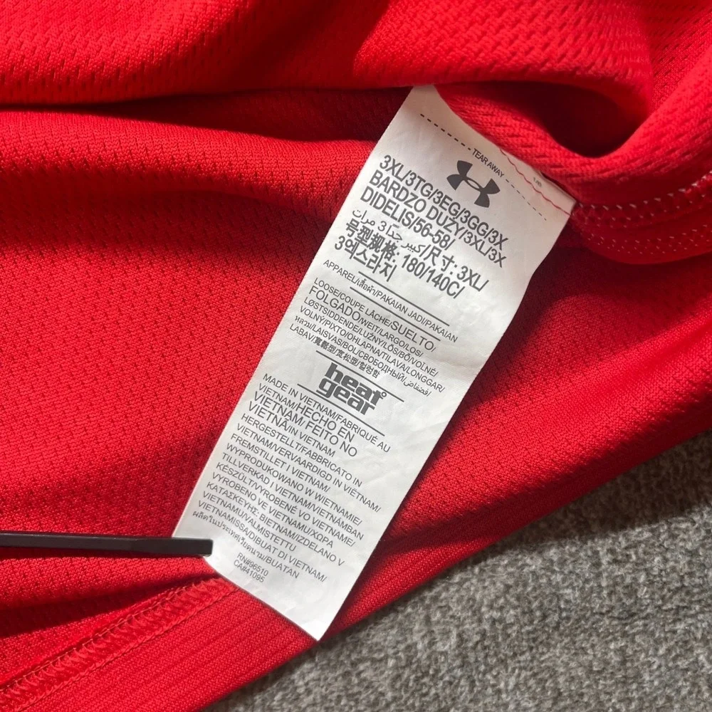 Under Armour conquer your